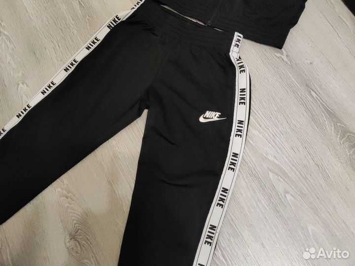 Спортивный костюм для мальчика Nike оригинал156смL