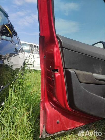 Дверь передняя левая пежо 308 красная