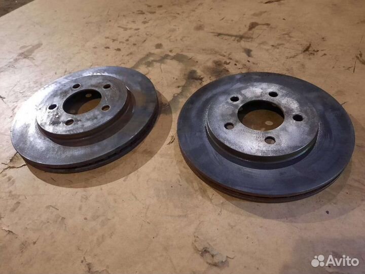 Диск тормозной передний Dodge Caravan 1996-2001