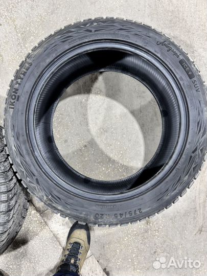 Ikon Tyres Autograph Ice 9 SUV 275/45 R20 110T