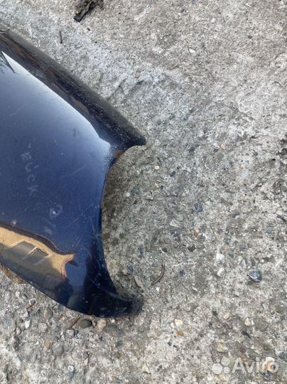 Крыло на 210 mercedes
