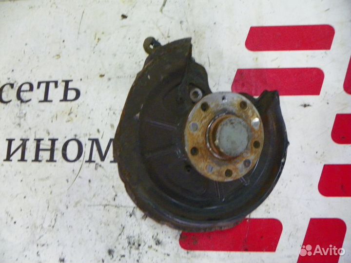 Кулак поворотный задний Skoda Octavia