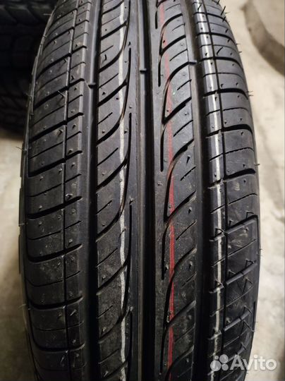 Sunfull SF-688 165/65 R15 81T