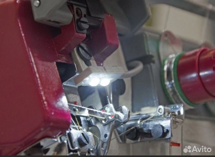 6-ти ниточный настольный оверлок aurora A-700DE-6