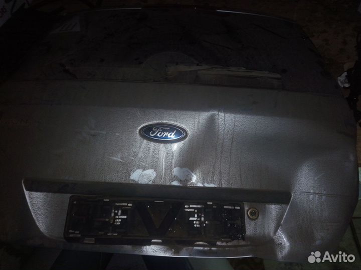 Крышка багажника Ford Fusion