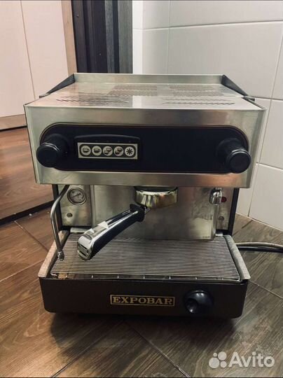 Кофемашина рожковая профессиональная