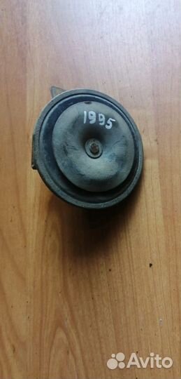 Звуковой сигнал Mitsubishi Carisma 4G93