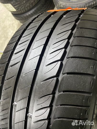 Michelin Primacy HP 245/40 R17