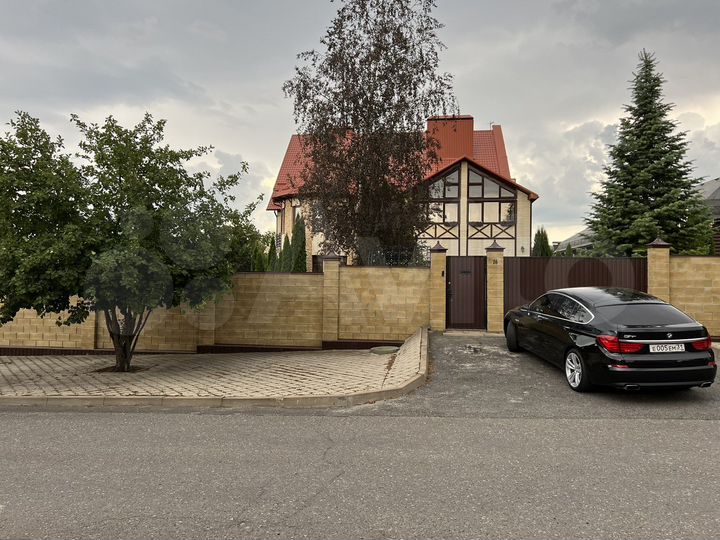 Дом 550 м² на участке 80 сот.