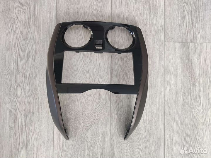 Рамка магнитолы Nissan Note E-power