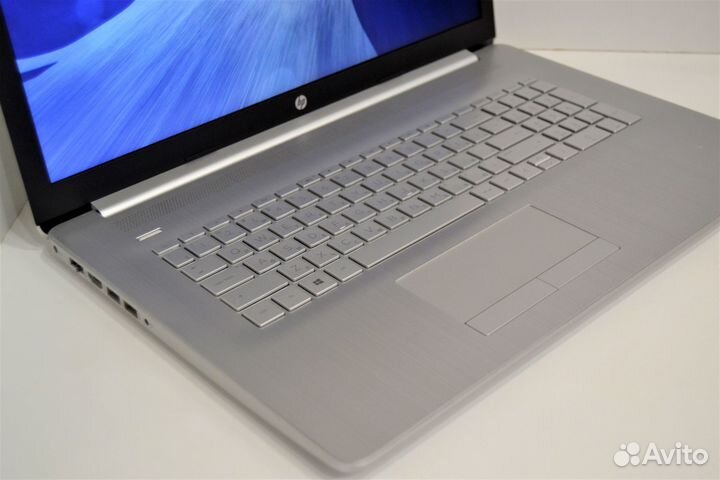 Мощный ноутбук Hp с большим экраном 11-Gen Core i3