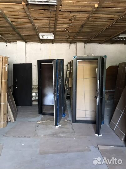 Стальные металлические двери (склад )
