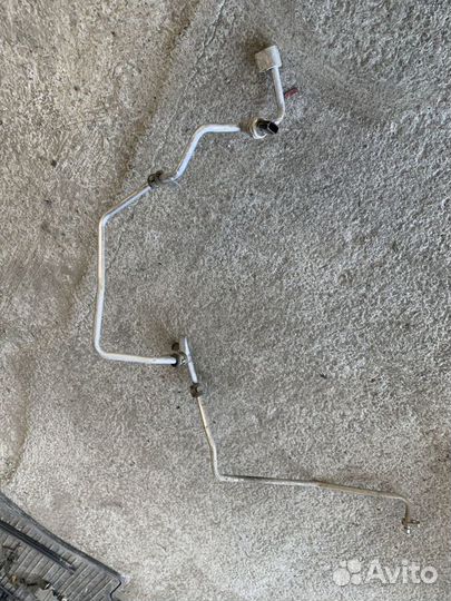 Рено Логан 2 Сандеро 2 трубка кондиционера