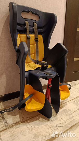 Детское кресло на велосипед