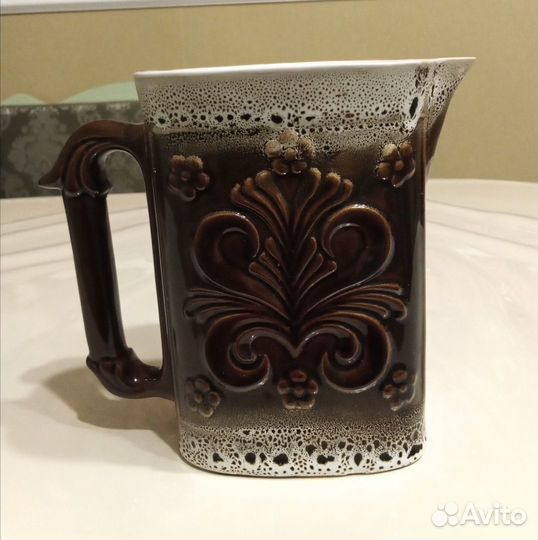 Молочница керамическая