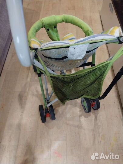 Прогулочная коляска трость