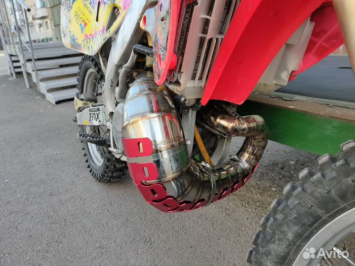 Кроссовый мотоцикл 2т Honda cr250r