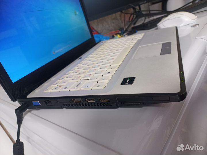 Ноутбук днс, AthlonT20, 4gb ddr, hdd 160