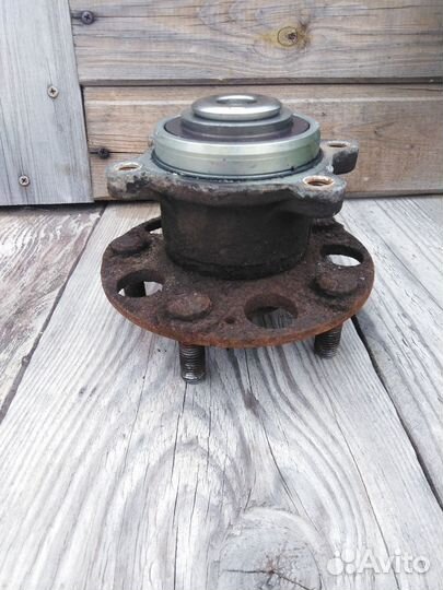 Ступица задняя левая хонда аккорд7