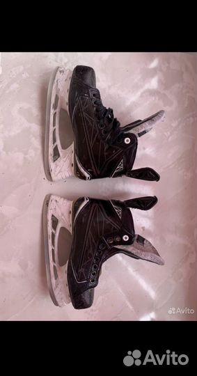 Хоккейные коньки bauer supreme s180 JR