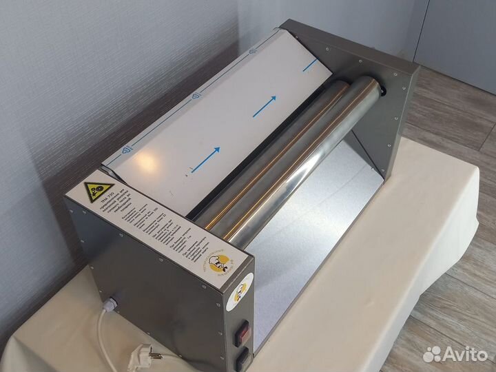 Тестораскаточная машина, тестораскатка трм 750