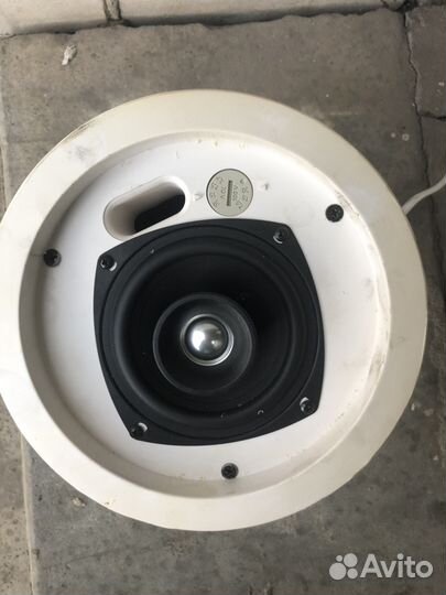 Акустика JBL.потолочная