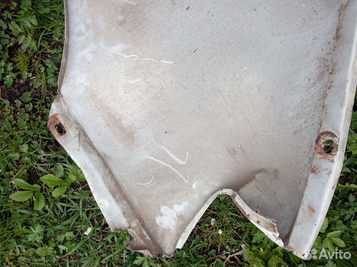 Переднее левое крыло на газель