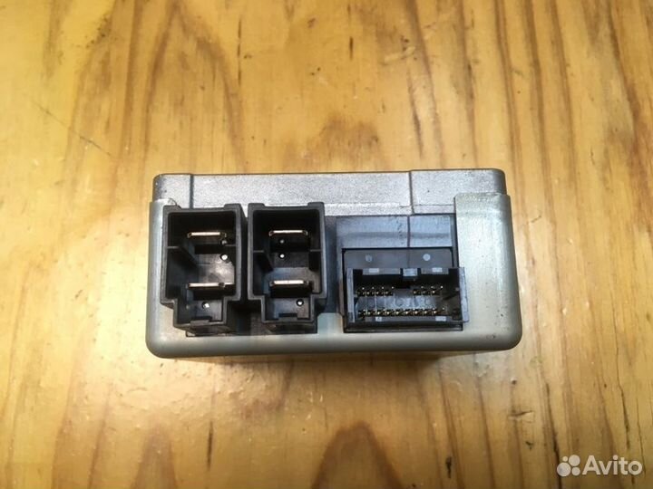 Блок управления рулевой рейкой Nissan Cube BGZ11