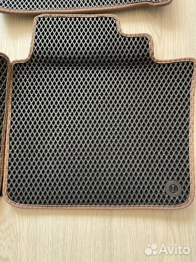 Коврики в салон Тойота Камри