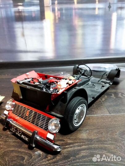 1/8 модель Ваз 2101 Ашет