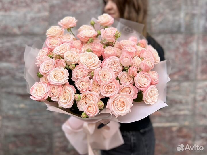 Цветы кустовые розы