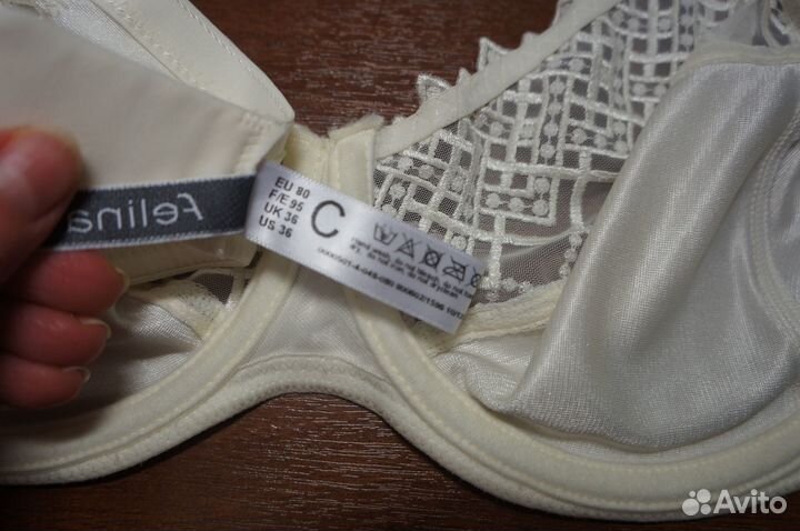 Бюстгалтер 80c felina
