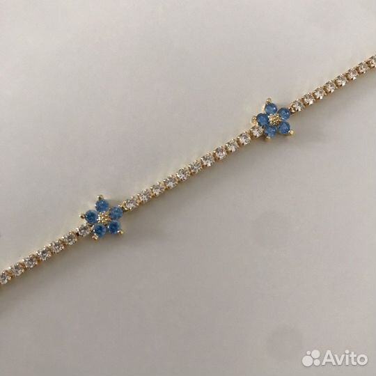Браслет с цветочками