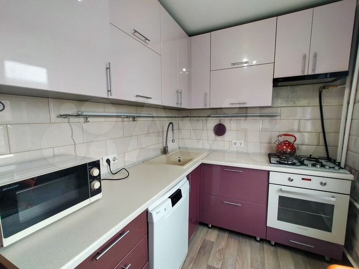 4-к. квартира, 70 м², 4/10 эт.