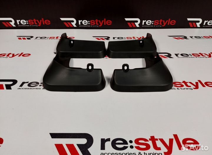 Брызговики Toyota Camry 50 1м 2011-2014 S987