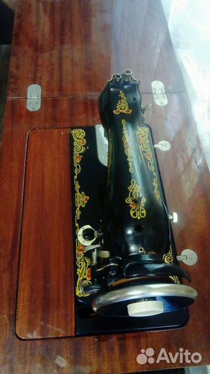 Швейная машина подольская