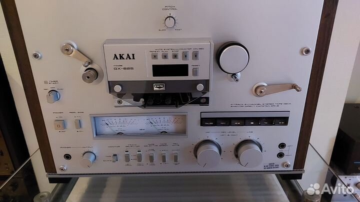 Катушечный магнитофон Akai GX 625D