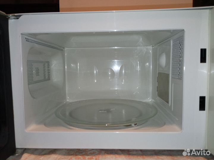 Микроволновая печь