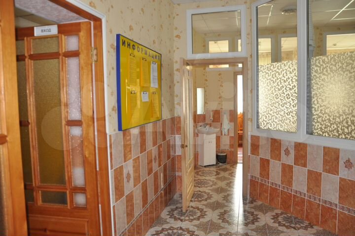 Помещение свободного назначения, 580 м²