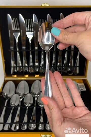 Набор столовых приборов. Новый
