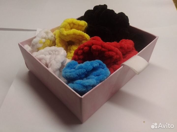 Вязаные резиночки для волос