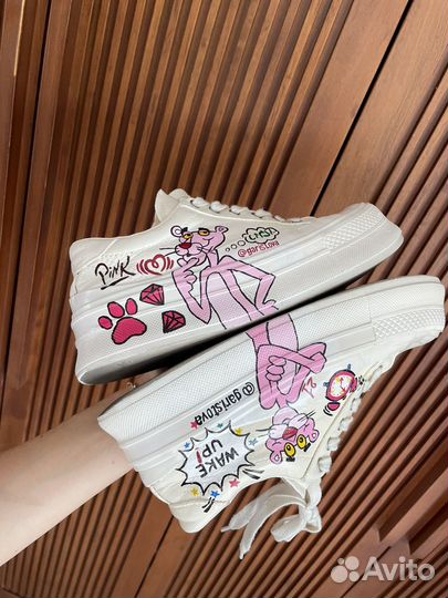 Пополняю портфолио роспись по коже