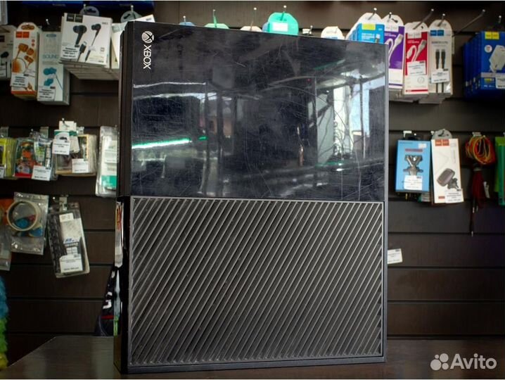Игровая приставка Microsoft Xbox One 500 гб HDD, б