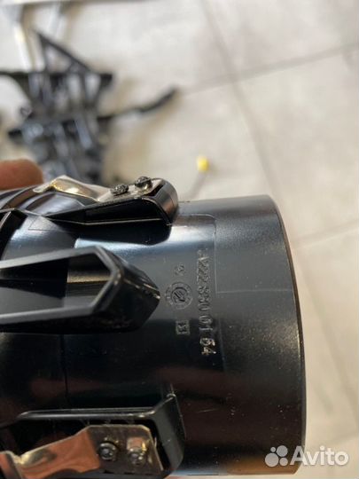 Дефлектор воздушный правый Mercedes-Benz S-Class