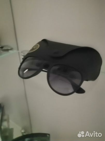 Очки солнцезащитные