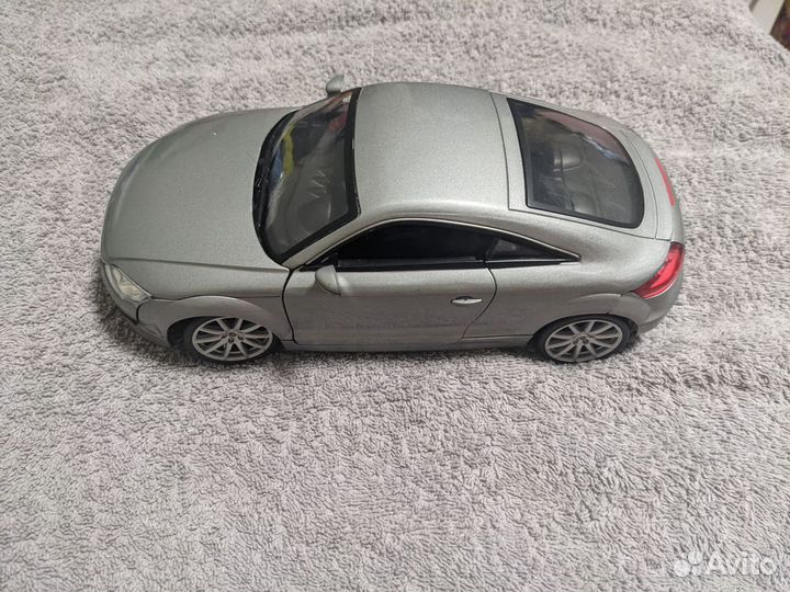 Audi TT 1:18