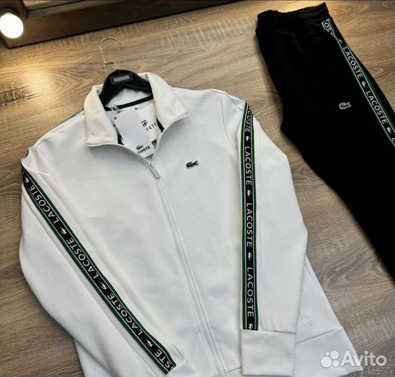 Спортивный костюм Lacoste