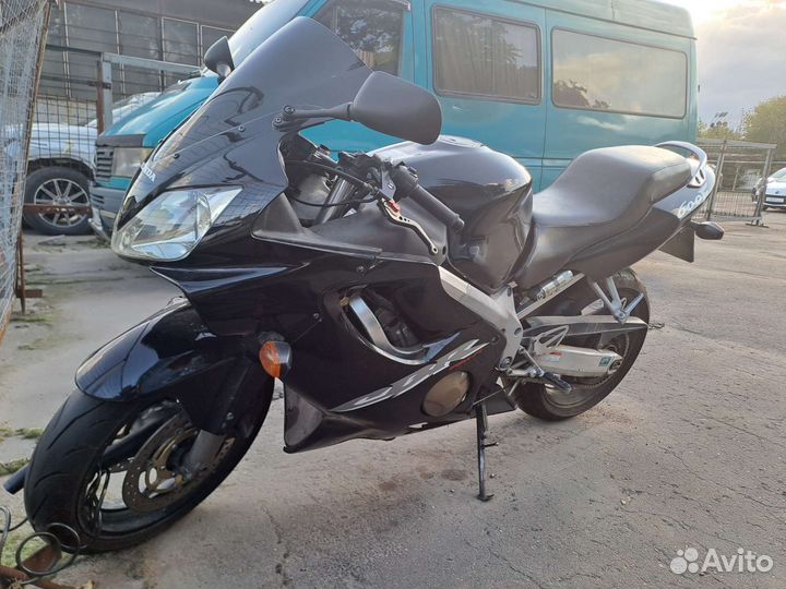 Honda CBR600F2