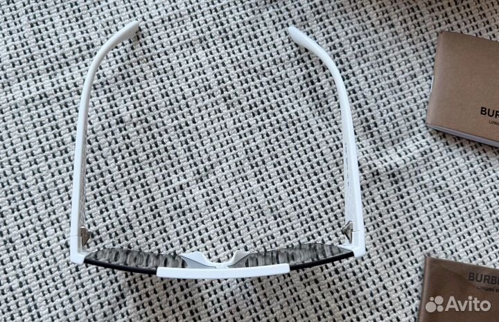 Очки солнцезащитные Burberry BE4291 3007/H