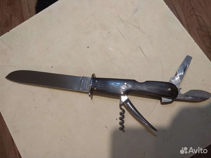 Нож многопредметный туристический